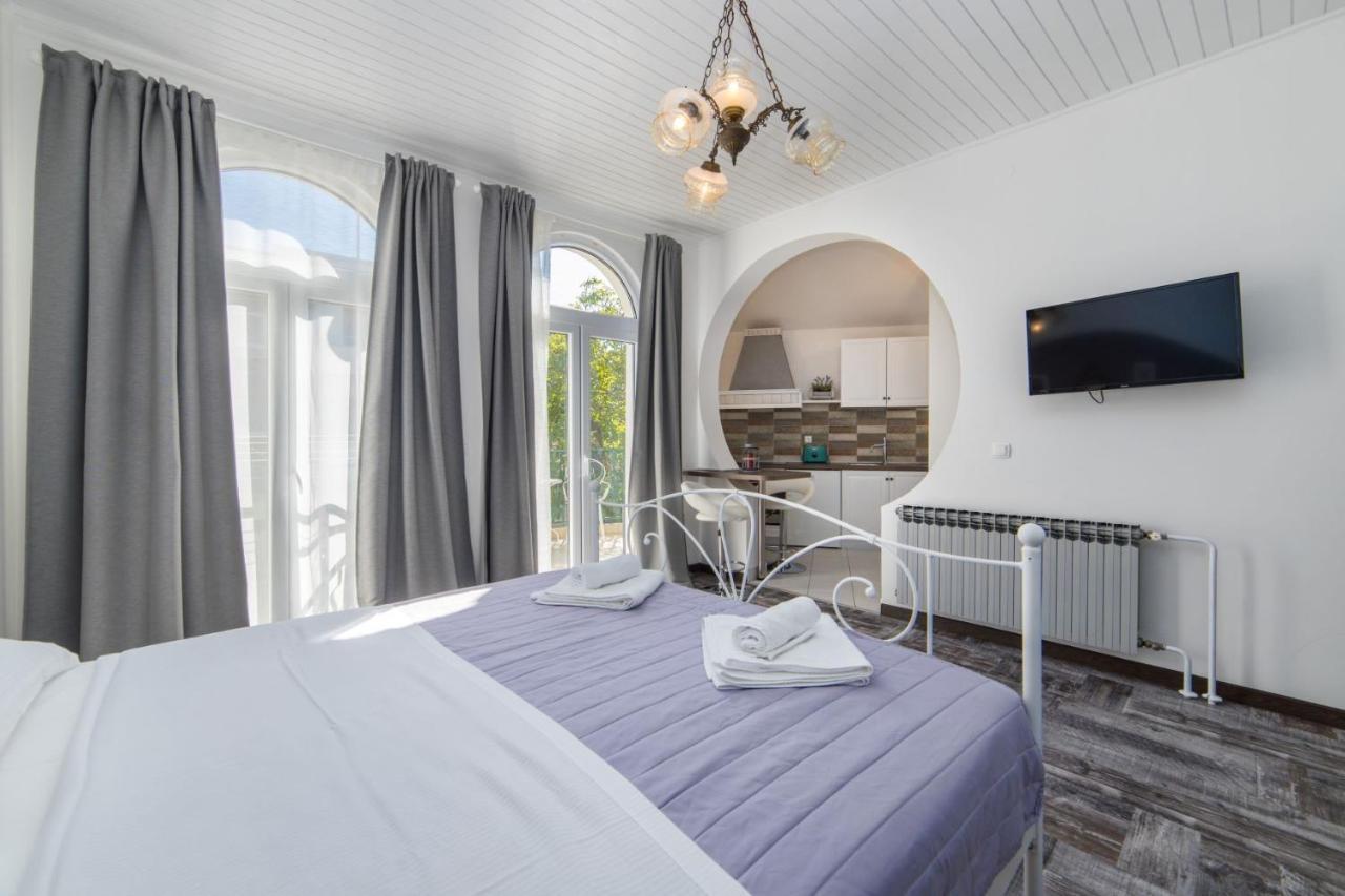 Villa Jadranka Apartments ทูแชพี ภายนอก รูปภาพ