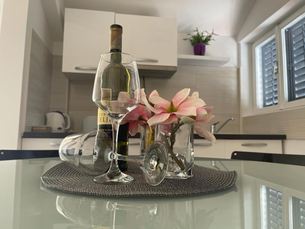 Villa Jadranka Apartments ทูแชพี ภายนอก รูปภาพ